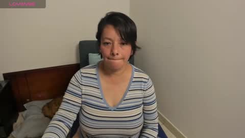 Snapshot of nuit_rose chatting on February 7, 3:45 am nuit_rose online show from February 7, 3:45 am