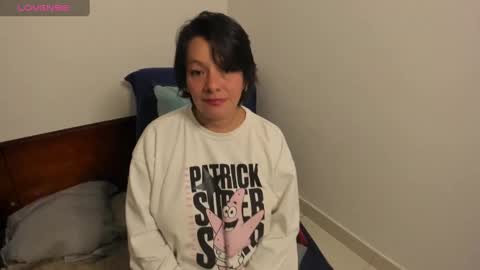 Snapshot of nuit_rose chatting on March 9, 1:46 am nuit_rose online show from March 9, 1:46 am