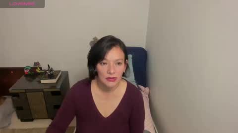 Snapshot of nuit_rose chatting on September 19, 1:51 am nuit_rose online show from September 19, 1:51 am