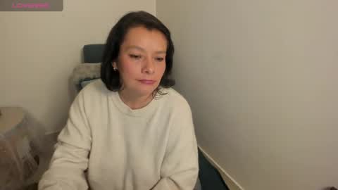 nuit_rose online show from March 9, 2:26 am