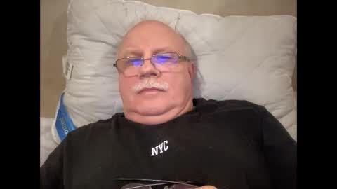 nukiss online show from January 2, 5:39 pm