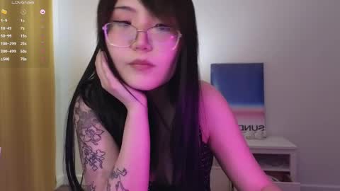 Snapshot of nullgirll chatting on June 4, 2:28 am Erica online show from June 4, 2:28 am