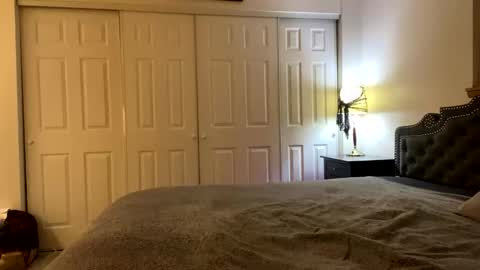 numb_nut_ online show from January 7, 3:20 am