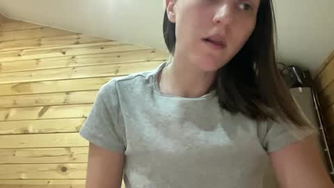 Snapshot of nursedoll chatting on October 19, 10:38 am Ema online show from October 19, 10:38 am