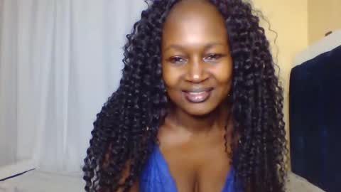 Snapshot of nutgal_ chatting on October 27, 7:34 am nutgal online show from October 27, 7:34 am