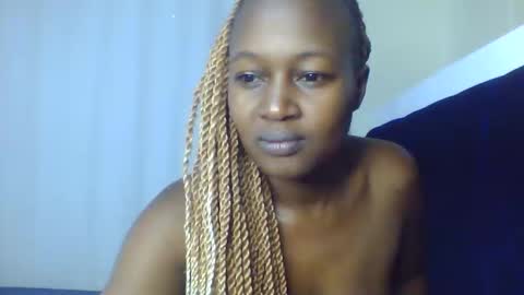 nutgal online show from April 2, 8:23 am