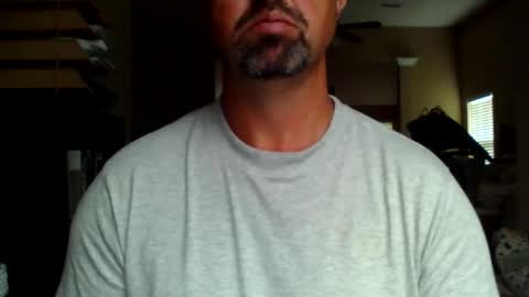 nvrenuff1979 online show from September 28, 12:32 pm