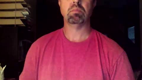 nvrenuff1979 online show from October 28, 11:36 am