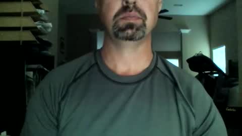 nvrenuff1979 online show from February 27, 12:38 pm