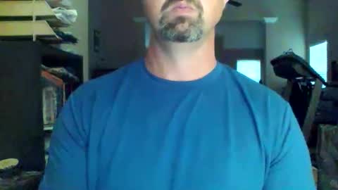 nvrenuff1979 online show from April 23, 11:31 am