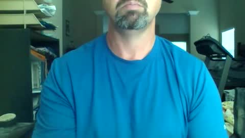 nvrenuff1979 online show from April 26, 12:58 pm