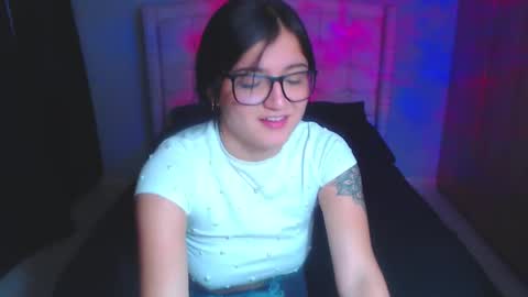 Snapshot of nyahmackenzie chatting on December 26, 7:05 pm NyahMackenzie online show from December 26, 7:05 pm