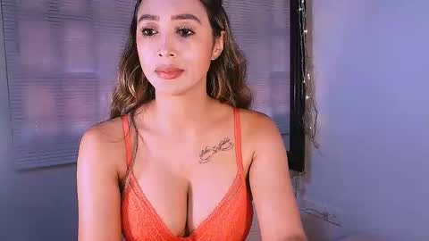 Nycole online show from October 22, 5:56 pm