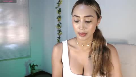 Nycole online show from May 25, 4:57 pm