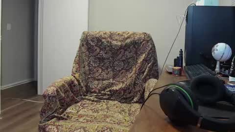 Snapshot of nyctophilic chatting on February 9, 10:53 am Nyctophilic online show from February 9, 10:53 am