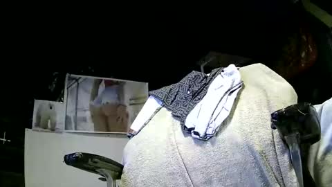 nygal23 online show from February 14, 9:33 pm