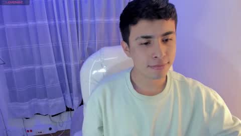 Snapshot of nyko_ds chatting on October 15, 4:45 am nyko_ds online show from October 15, 4:45 am