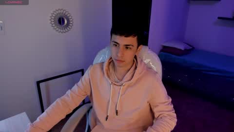 Snapshot of nyko_ds chatting on November 28, 4:04 am nyko_ds online show from November 28, 4:04 am