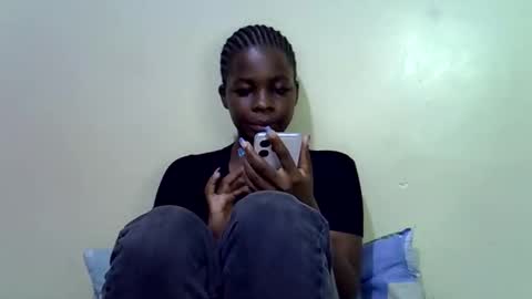 Snapshot of nyla_shal chatting on May 17, 10:44 am Shalvin online show from May 17, 10:44 am