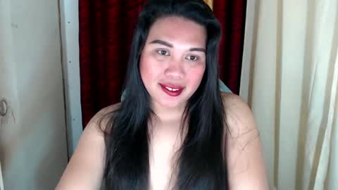 Snapshot of nylecummer chatting on January 5, 3:55 pm nylecummer online show from January 5, 3:55 pm