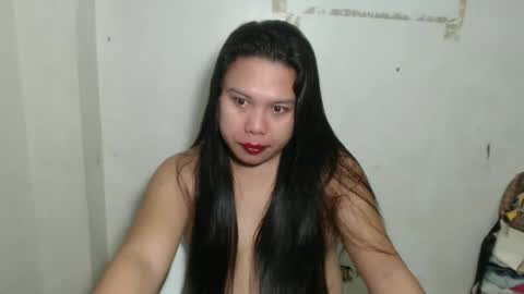 Snapshot of nylecummer chatting on November 6, 8:10 pm nylecummer online show from November 6, 8:10 pm