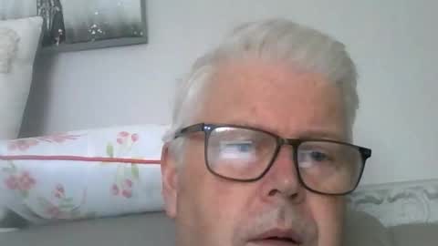 stockings  suspenders mad online show from September 9, 9:31 am