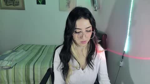 Frida online show from March 3, 1:31 pm