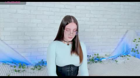 Kat online show from April 20, 5:37 pm