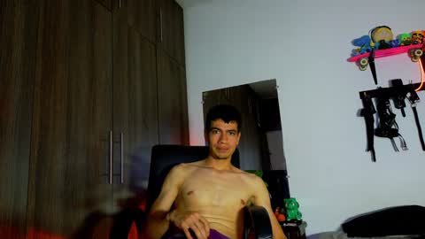 Snapshot of nymphobuddies chatting on January 27, 10:49 pm David and Steven Independents online show from January 27, 10:49 pm