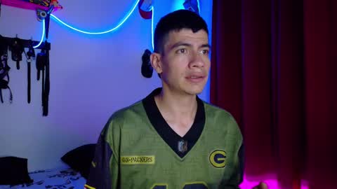 Snapshot of nymphobuddies chatting on February 10, 1:57 am David and Steven Independents online show from February 10, 1:57 am