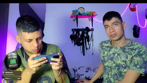 Snapshot of nymphobuddies chatting on March 7, 4:35 am David and Steven Independents online show from March 7, 4:35 am