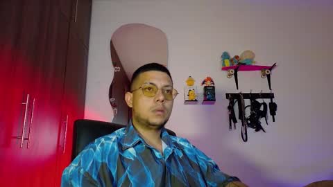 Snapshot of nymphobuddies chatting on November 9, 2:15 pm David and Steven Independents online show from November 9, 2:15 pm