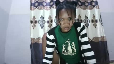 nympholinha online show from March 2, 7:23 pm