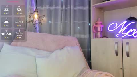 Snapshot of nyx__blackwood chatting on March 4, 3:12 am nyx__blackwood online show from March 4, 3:12 am