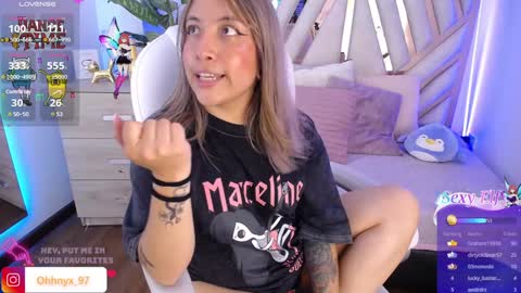 Alex   .    online show from January 16, 12:23 am