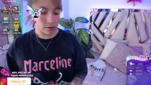 Alex   .    online show from January 16, 3:34 am