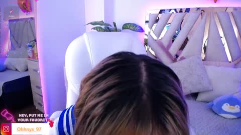 Alex   .    online show from January 22, 8:17 pm