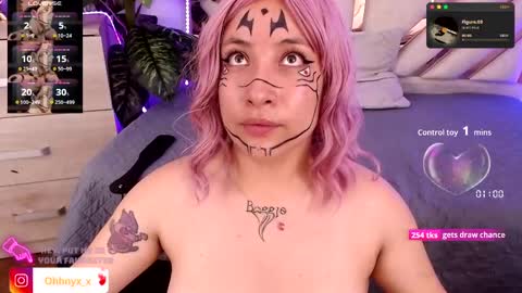 Alex   .    online show from September 19, 12:45 am