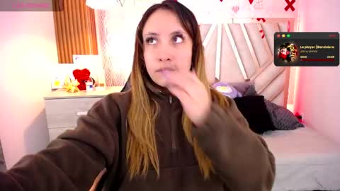 Alex   .    online show from April 22, 2:47 am