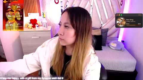 Alex   .    online show from April 23, 2:35 am