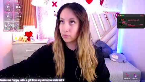 Alex   .    online show from April 25, 2:25 am