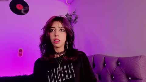   online show from January 10, 4:58 am