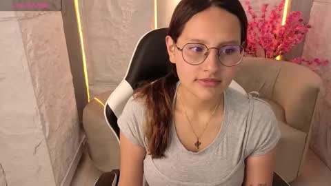 Snapshot of nyx_tamy_tx chatting on September 27, 12:54 pm Online 800 to 1400 online show from September 27, 12:54 pm