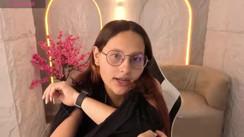 Snapshot of nyx_tamy_tx chatting on October 20, 1:00 pm Online 800 to 1400 online show from October 20, 1:00 pm