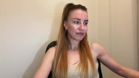 Snapshot of nyxelia_ chatting on April 27, 7:06 am Anastasia online show from April 27, 7:06 am