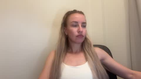 Snapshot of nyxelia_ chatting on May 26, 7:04 am Anastasia online show from May 26, 7:04 am