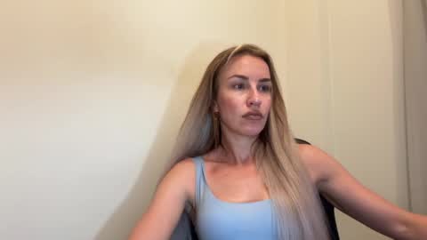 Snapshot of nyxelia_ chatting on June 4, 8:09 am Anastasia online show from June 4, 8:09 am