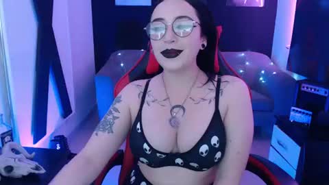Nyx online show from July 22, 12:19 pm