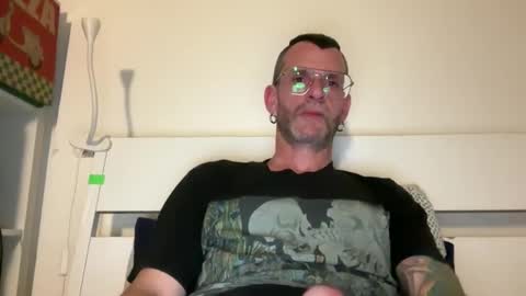 Jonathan Deep online show from May 8, 9:31 pm