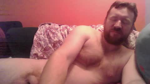 Snapshot of oatsljo4 chatting on December 5, 12:30 am oatsljo4 online show from December 5, 12:30 am